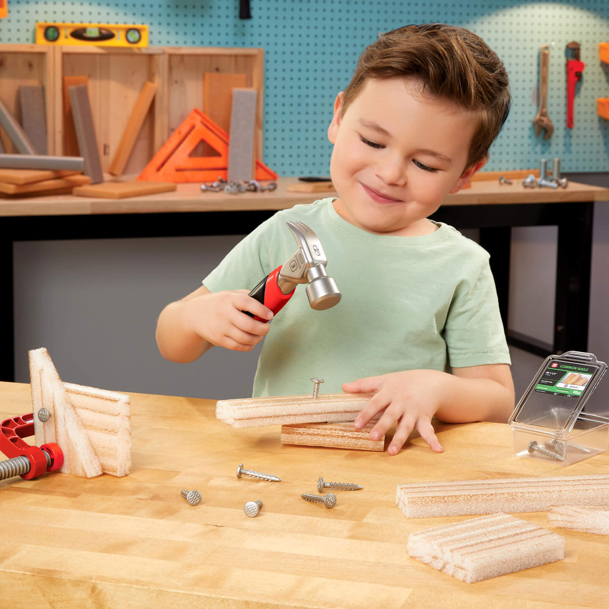 Creative Construction? Hammer and Nail Set - Image 2